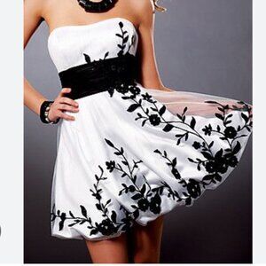 Sherri Hill Black and White Graduation dress